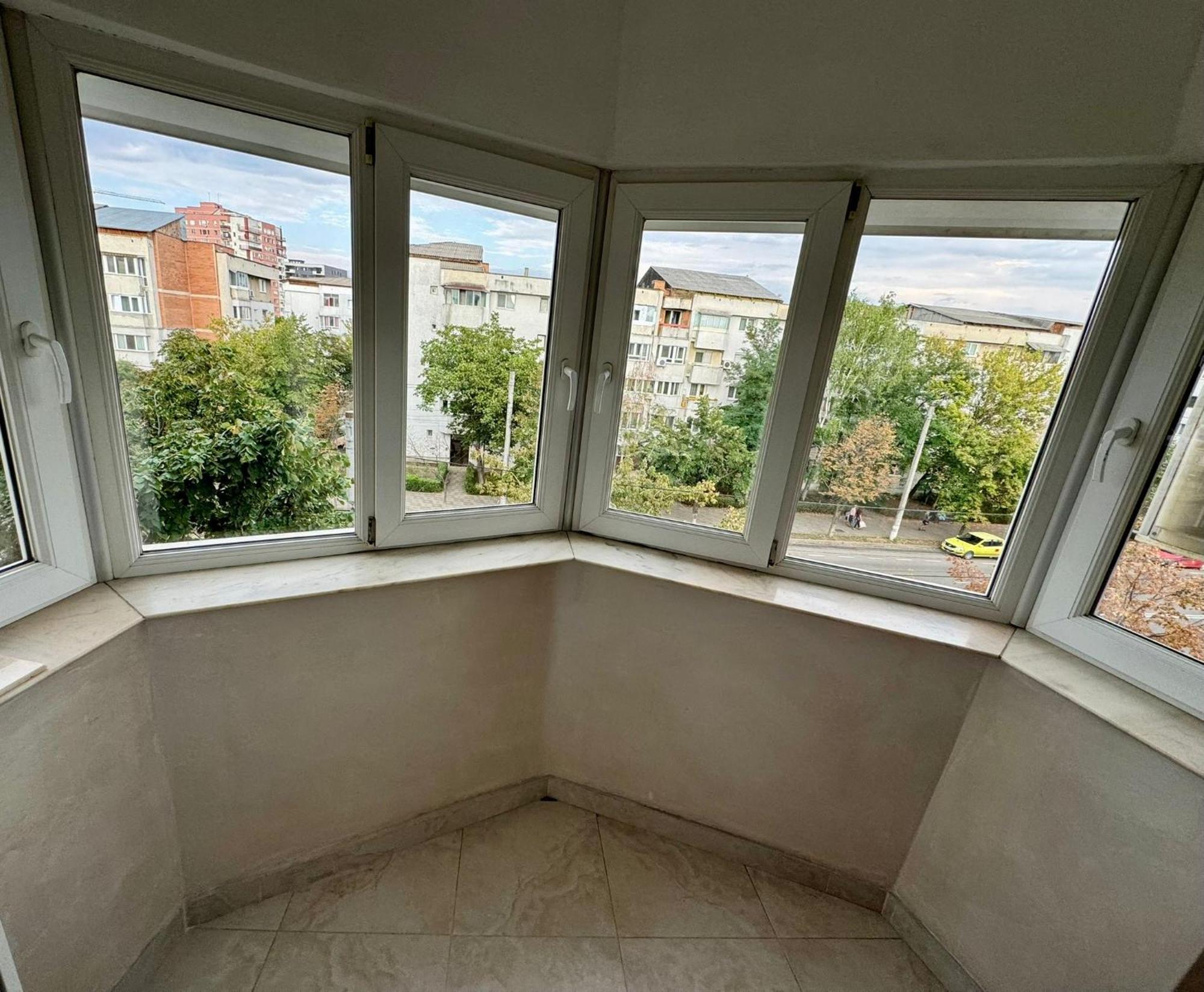 Arena Apartment Bacău Buitenkant foto